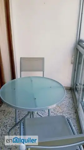 Alquiler piso estudiantes Bailen terraza