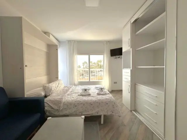 Apartamento Estudio en Calahonda con Vistas al Mar