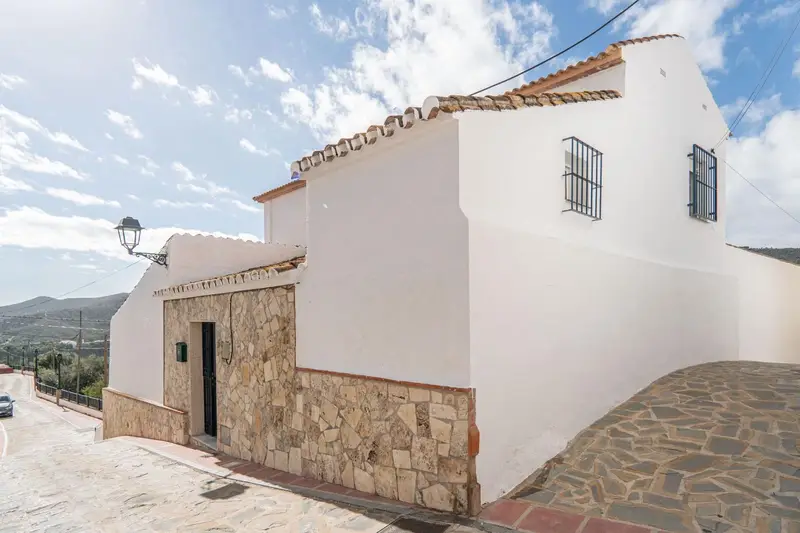 Casa Rural con Encanto en Benaque Malaga