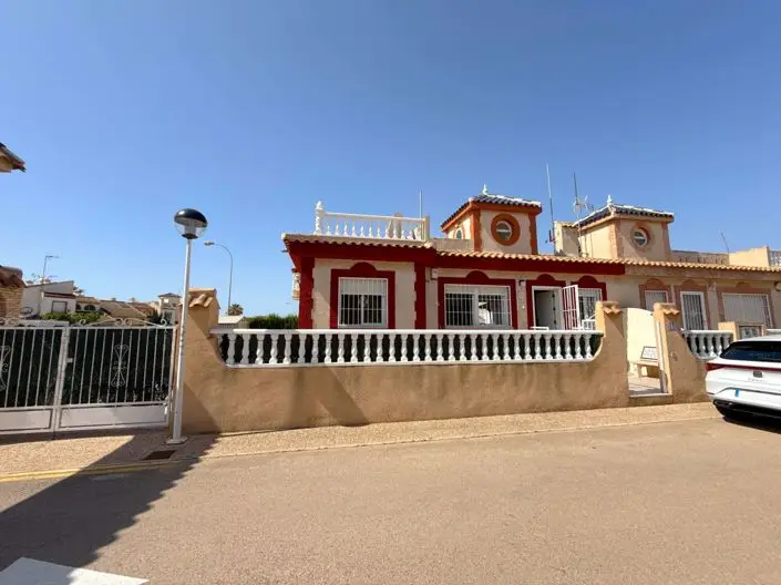 Bungalow en Playa Flamenca 3 Dormitorios Cerca de la Playa