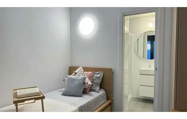 Habitacion para Estudiantes en Simancas Madrid cerca de Universidades