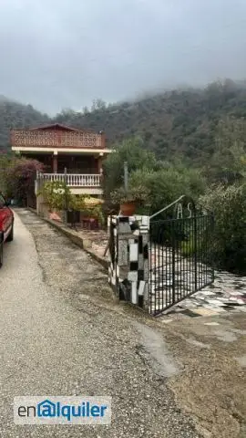 Casa Rural en Alquiler Riogordo Málaga 4 habitaciones 2 baños