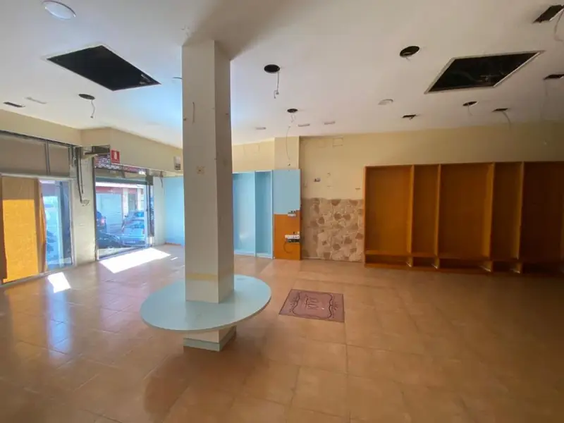 Local Comercial 93m2 Cambrils Tarragona