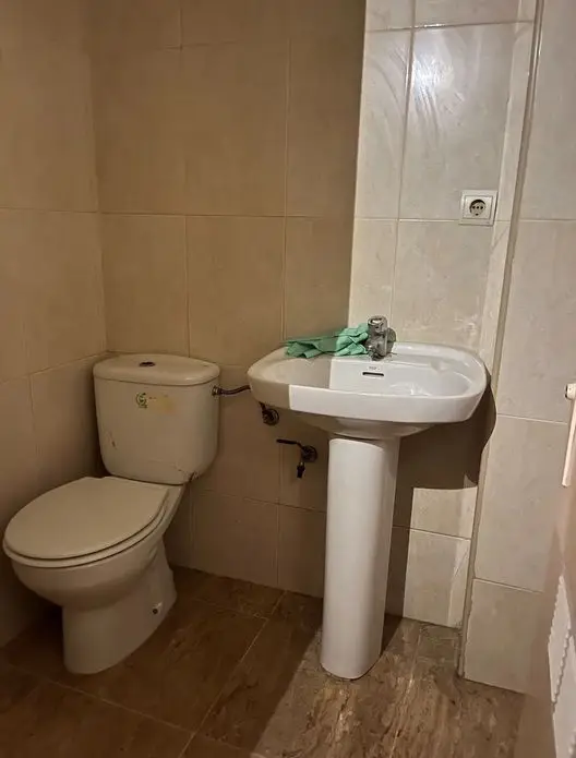 Venta Local Comercial La Luz Avda Velázquez Málaga