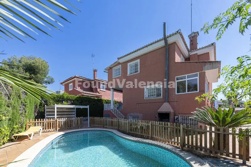 Chalet en venta en La Cañada, Paterna, Valencia
