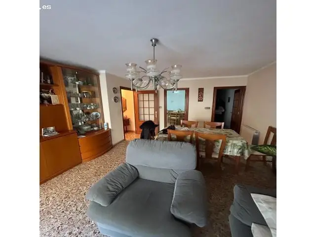 Amplio Piso 85m2 con Plaza de Aparcamiento Incluida