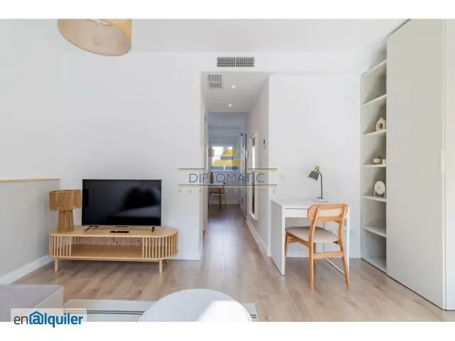 Alquiler Ático Amueblado 45m2 Tetuán Cuatro Caminos