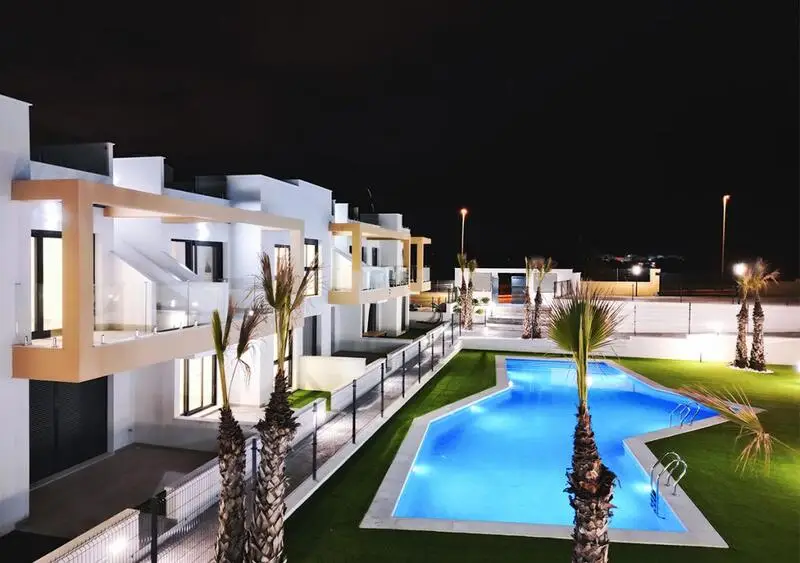 Villa en Venta Playa Flamenca 2 Dormitorios Cerca de la Playa
