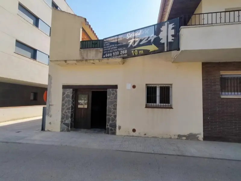 Casa con Garaje en La Bisbal d Emporda CAS 164
