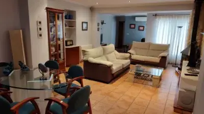 Casa en venta Calle Pablo Iglesias 290m2 3 dormitorios garaje céntrica
