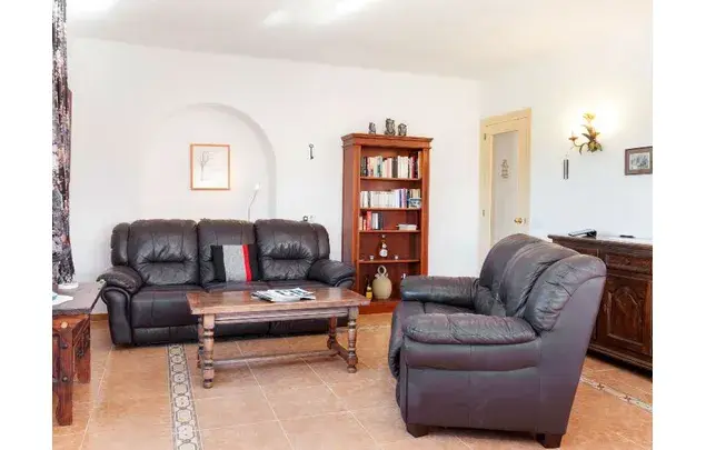 Casa en Alquiler Miami Platja 4 Dormitorios 950m2