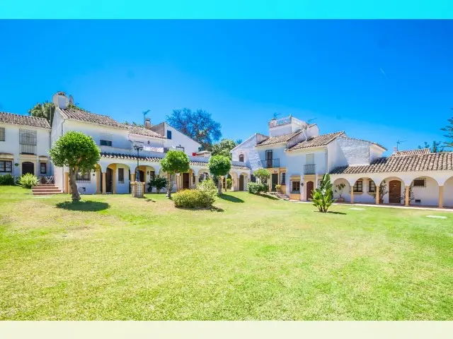 Adosado 3 Dormitorios Elviria Cerca Playa y Golf