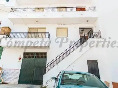 Casa Rural Sayalonga 4 Dormitorios 2 Baños