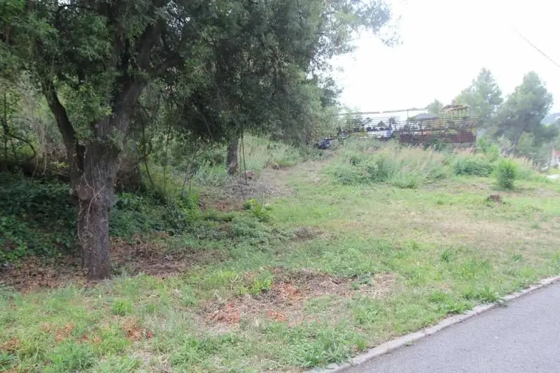 Venta Parcela con Terraza en Airesol Castellar del Valles