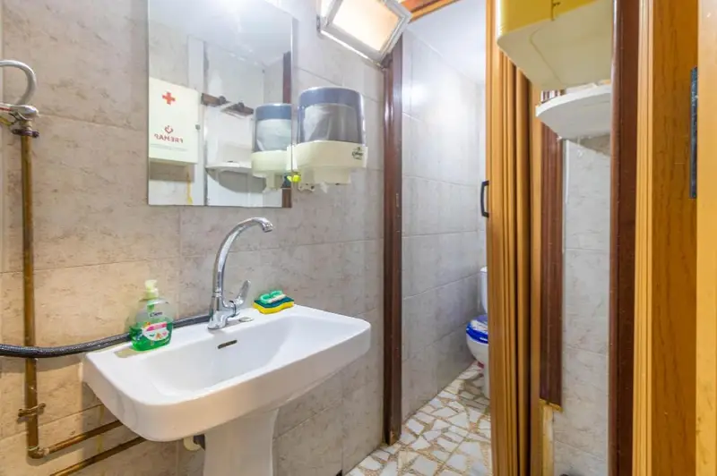 Venta Local Comercial Avda Castilla Guadalajara Negocio Establecido