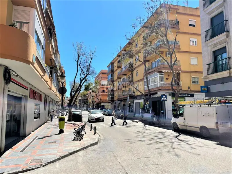 Piso en Venta en Fuengirola Centro - 2 Dormitorios - Cerca de la Playa