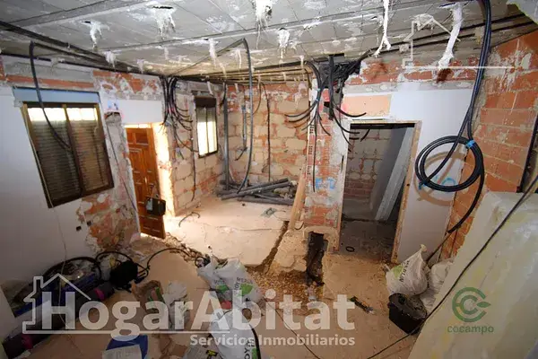 Casa para reformar en Lliria con terraza