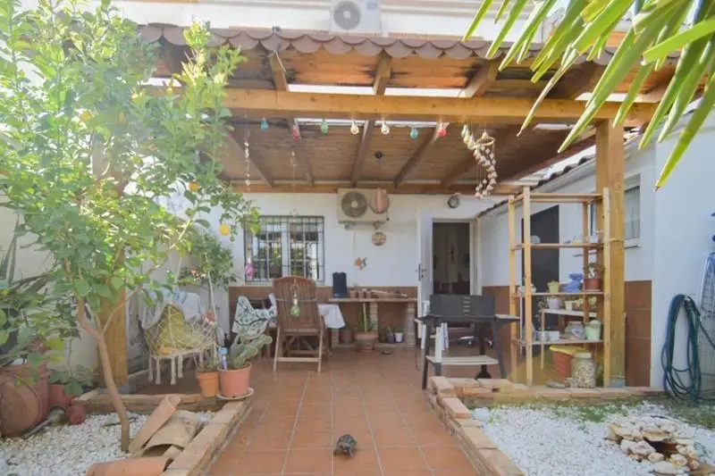 Adosado con Piscina en Loma Bella Ogíjares