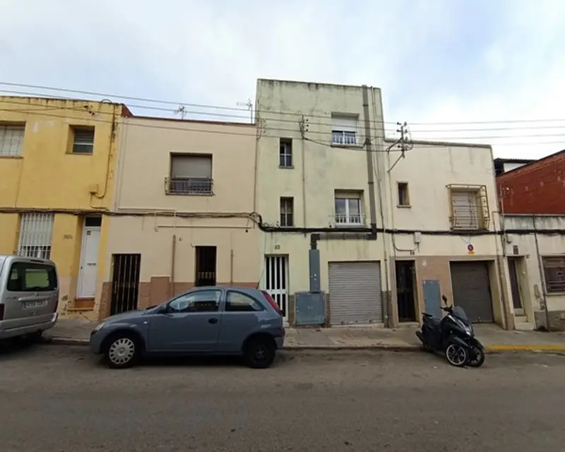 Local en venta Terrassa 131m2 Sant Mateu