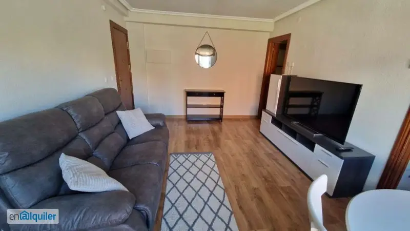 Apartamento en Alquiler Navatejera Recien Reformado Amueblado