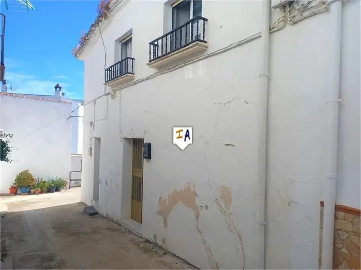 Casa Adosada 4 Dormitorios Las Lagunillas Priego Cordoba