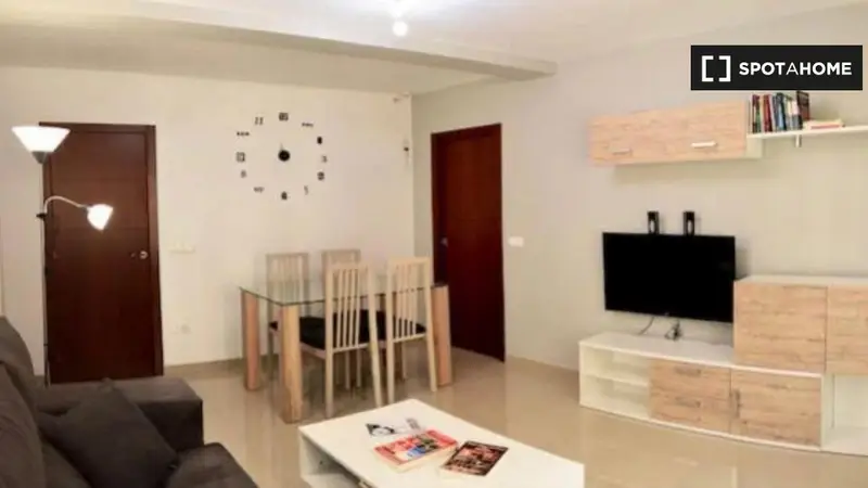 Cómoda habitación para estudiantes en Ciudad Jardín, Córdoba