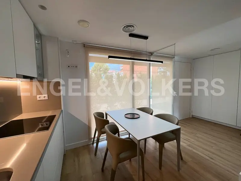 Chalet en Gavà con Piscina Jardin cerca de la Playa