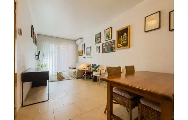 Apartamento 4 Dormitorios Barcelona Amueblado
