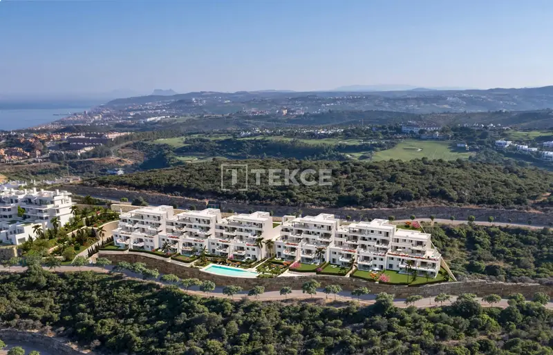 Amplios Apartamentos Cerca de Campos de Golf en Casares
