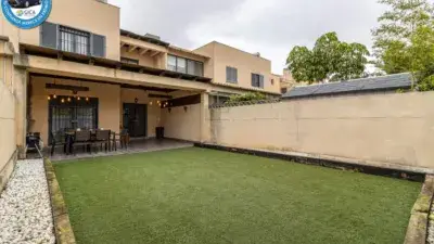 Casa adosada en venta en Nuevo Montealto