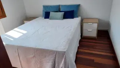 Chalet Pareado con Jardin Privado Cerca de la Playa