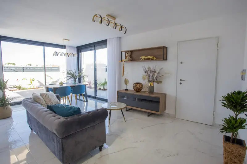 Villa en Los Montesinos con Terraza y Solarium