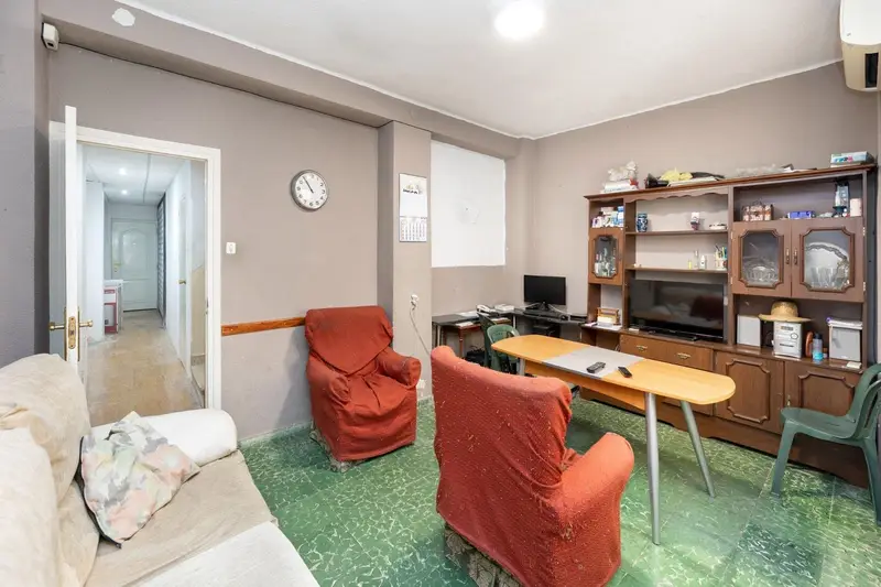 Casa en Venta Armilla 6 habitaciones 2 baños Local Incluido