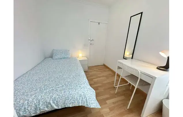Alquiler Habitaci
ón 80m
² Alcalá Henares Estancia Media Larga