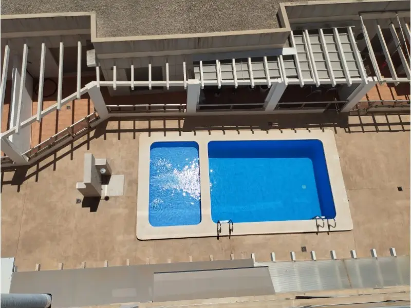 Apartamento en venta Almorad con piscina y garaje