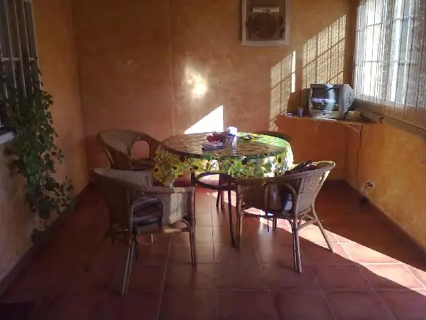 Chalet Adosado con Piscina en Mostoles