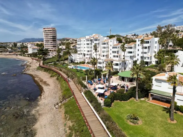 Apartamento en Primera Linea de Playa Mijas 2 Dormitorios