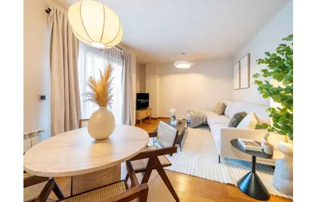 Apartamento 2 dormitorios Madrid El Goloso Amueblado