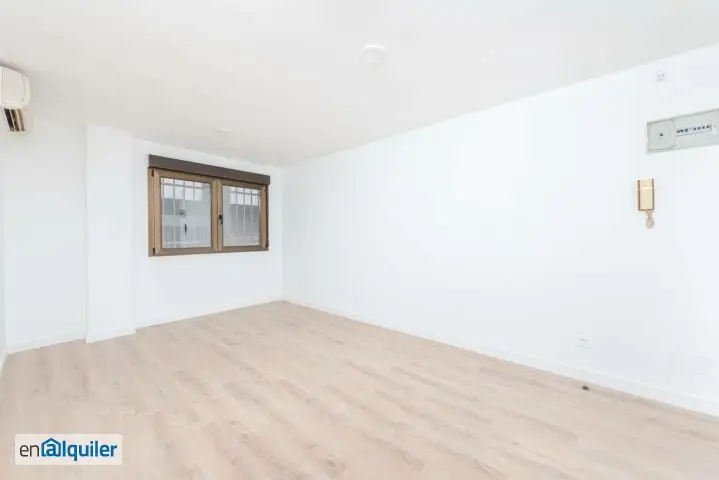 Alquiler Estudio Madrid Ascensor Terraza Sin Amueblar