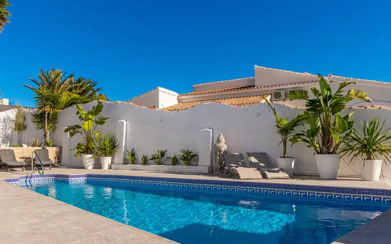 Casa Villa 3 Dormitorios Alicante Piscina Privada Cerca Playa