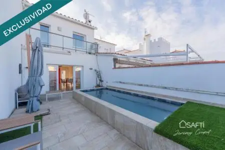 Casa con Amarre Privado en Empuriabrava