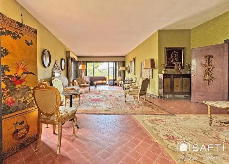 Casa histórica en Vallvidrera con vistas espectaculares