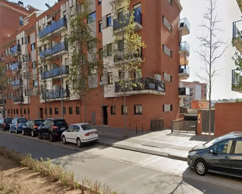 Garaje en Venta Barbera del Valles 30m2