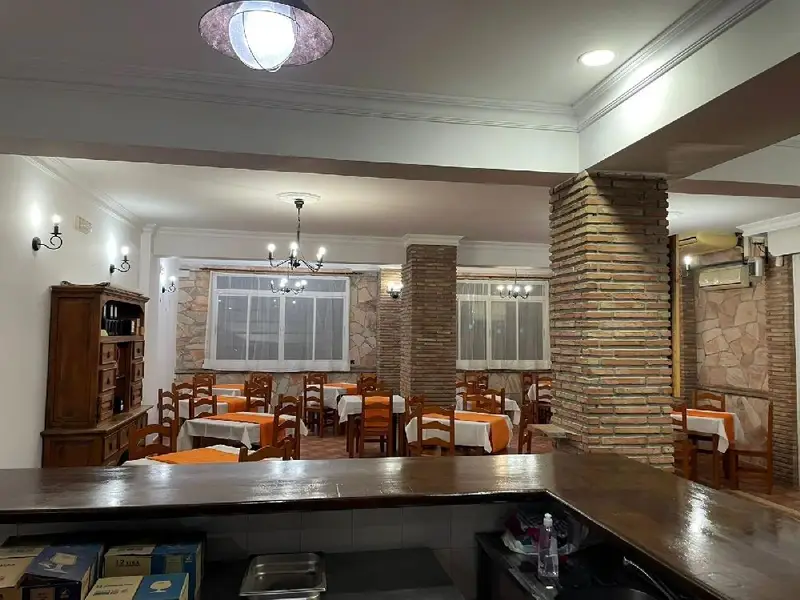 Venta Local Comercial con Jardin en Chilches