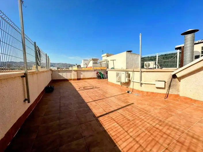 Atico 3 Dormitorios en Venta Terraza Garaje Trastero