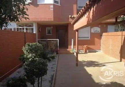 Vivienda Ocupada 4 Dormitorios 3 Banos Illescas Inversores