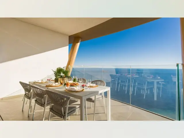 Piso de 3 Dormitorios en venta Benidorm, España