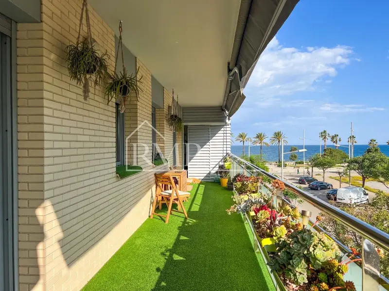 Piso en venta en Badalona cerca del mar