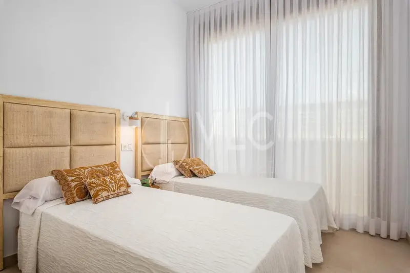 Chalet en Vera Ciudad con Piscina Privada y Solarium
