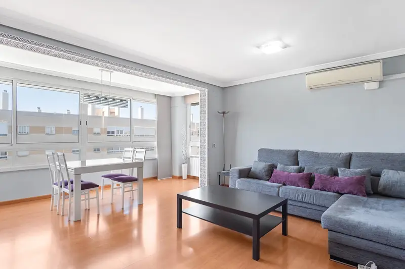 Venta Piso con calefacción en Babel Benalua Alicante